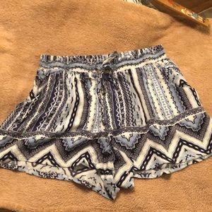 Olivaceous shorts (2)
